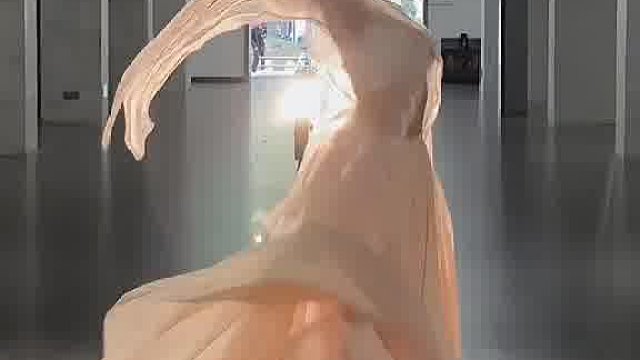 你可以喜欢很多星星，而我只心动那一个月亮