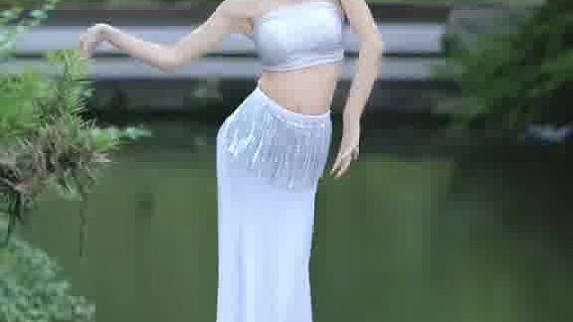 你们愿意陪我一起淋雨嘛？