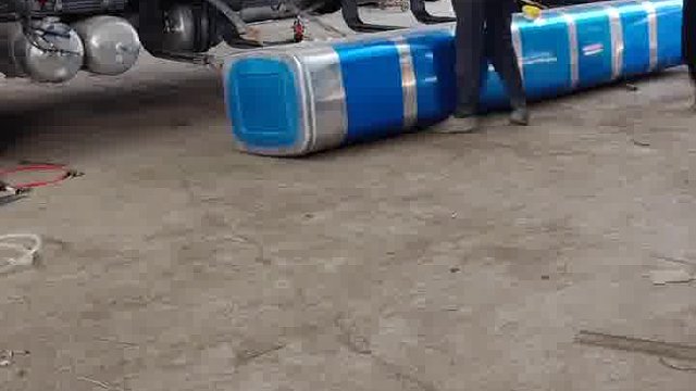 这下够了跑一万公里了吧？？？