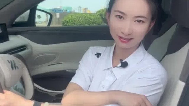 实际开起来没有大家想象中难适应，而且前部视野的确更开阔