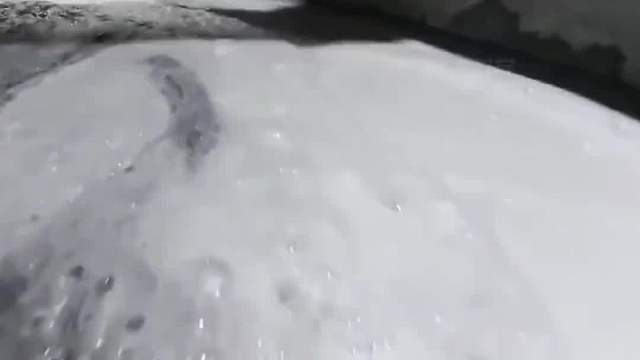 这是市面上一部分纸巾的生产过程，看完你绝对难以想象也不敢乱用纸巾了