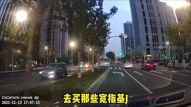 别再用老办法存钱了！这个存钱的新姿势很多年轻人都适用...