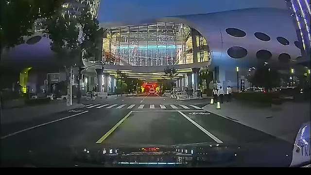 多一人观看，少一人受骗