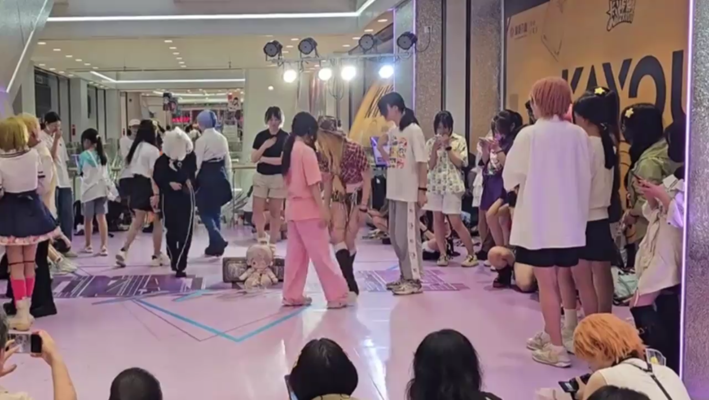 碧蓝航线七周年音乐盛典宅舞喵喵喵cos 雅努斯 碧蓝航线-2