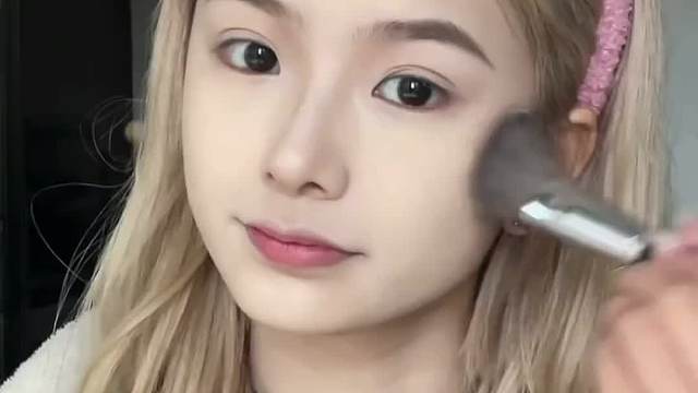 270_来个沉浸式妆教8