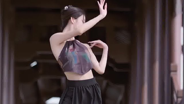 情一字，理不清，堪不破