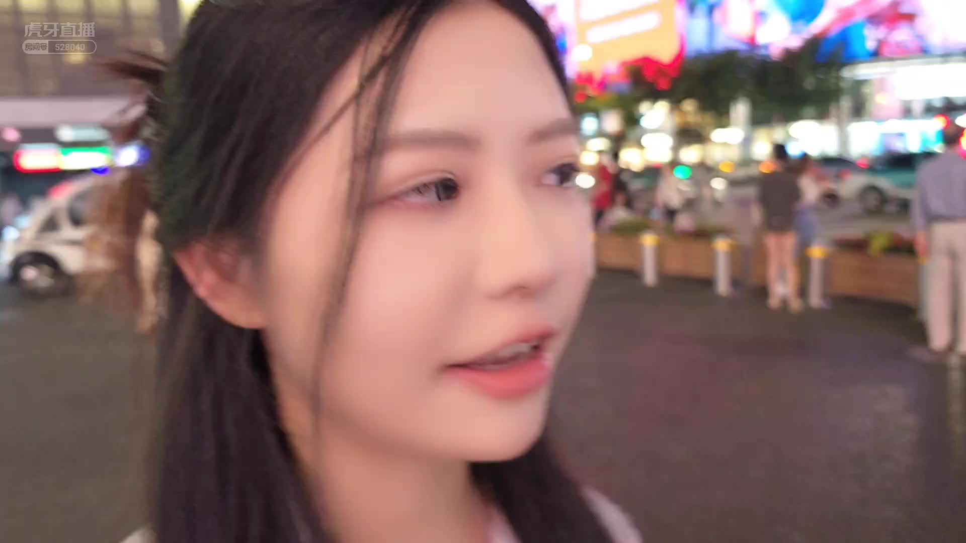 【子圣-798】我第一次觉得女嘉宾穿的和尼姑很像？