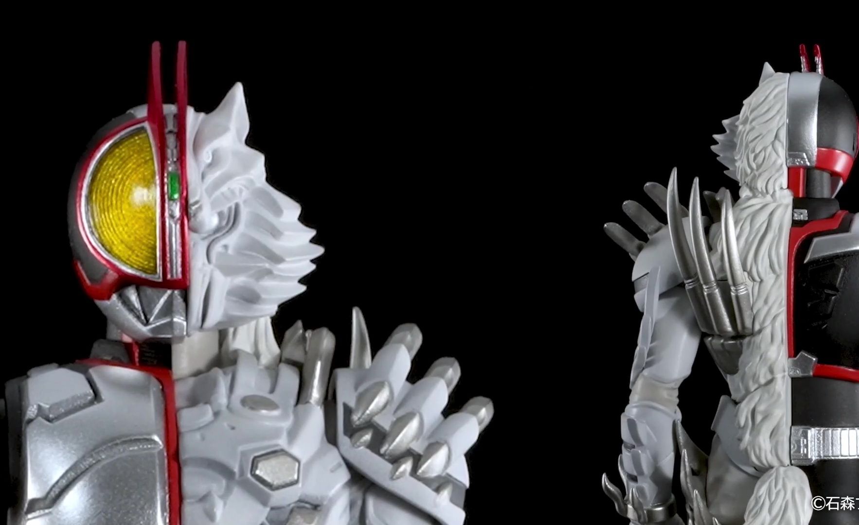 【万代官方】扭蛋ULTIMATE TRUTH 假面骑士Faiz 官方360度展示视频 5280日元 