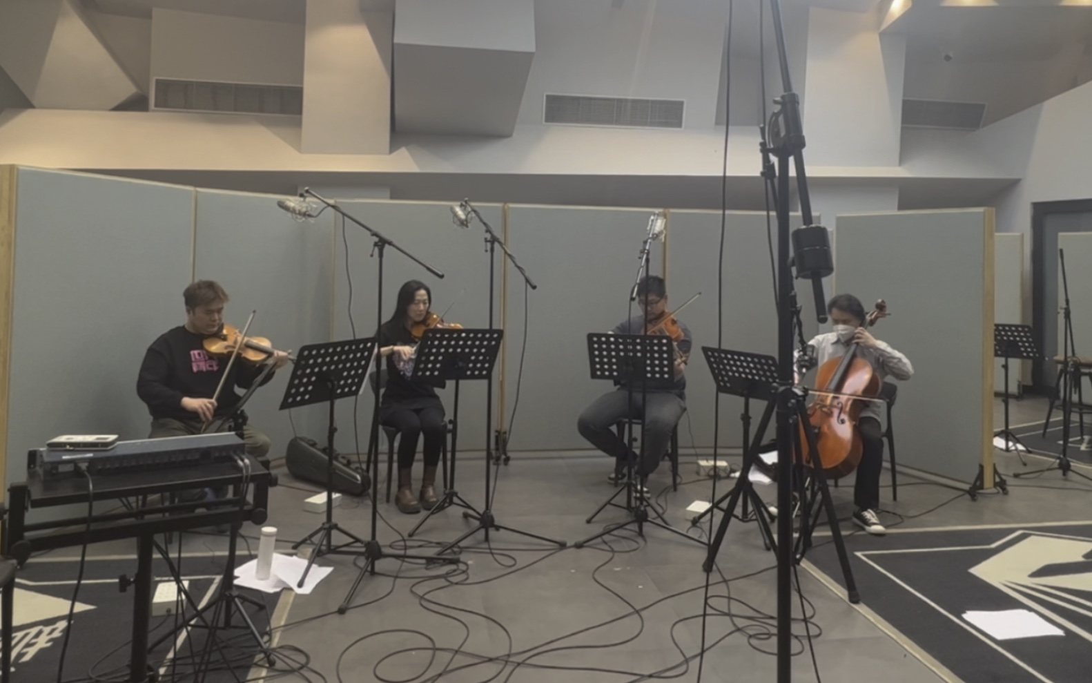 四小时极限弦乐写作2024第一首四重奏「新歌弦乐部分录制现场」