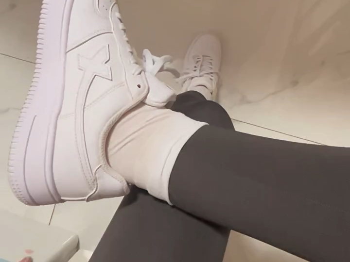 白袜yyds