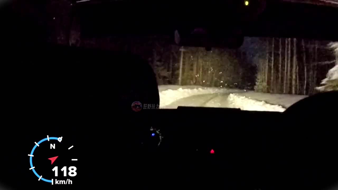 夜间雪地拉力第一视角，建议全屏观看