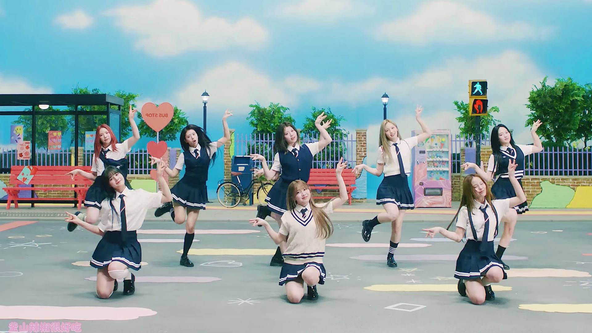 『4K镜面扒舞』NiziU-“Memories”镜面放大舞蹈版 放大+加亮+替换音源 扒舞用