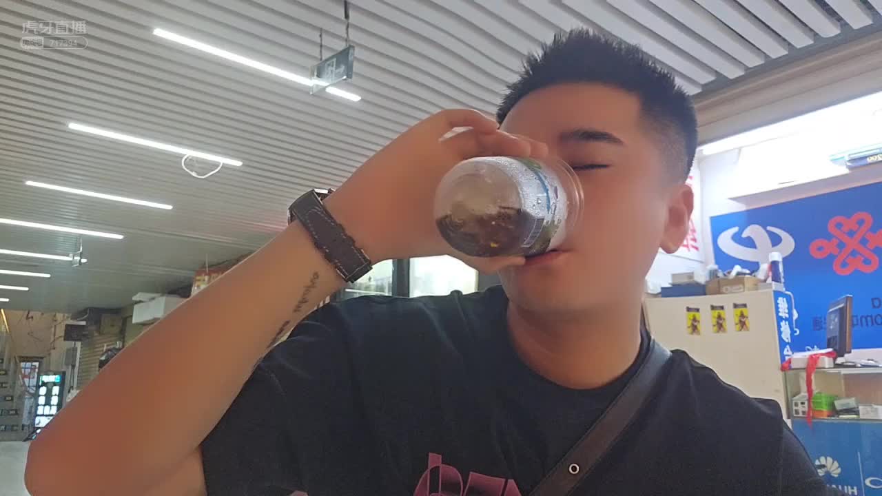 【盛世-户外小易】其实我健身已经很努力了，但就是管不住嘴！