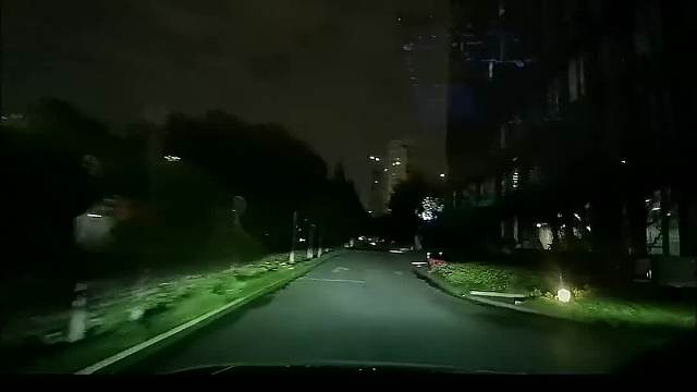 散户和职业投资最大的区别，其实不是技术能力...最后还是破功了