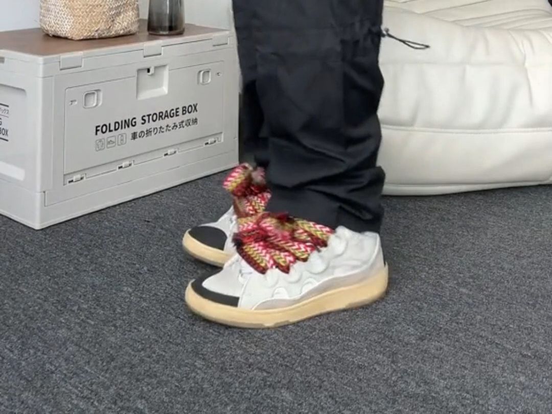 当下值得购买的通勤休闲鞋推荐