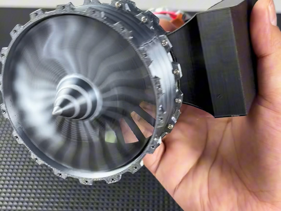 高性价比涡扇引擎