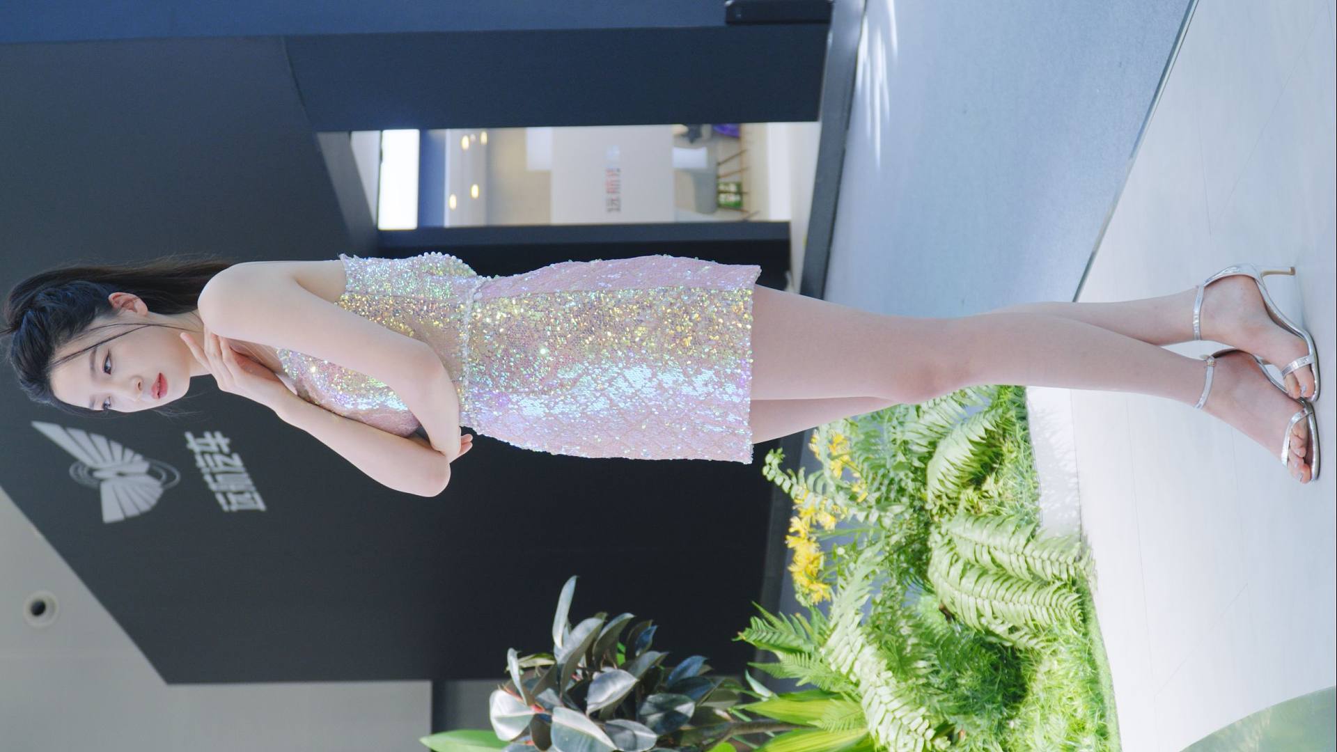 【辣妈康康】2023广州车展 车模 日产启辰 123