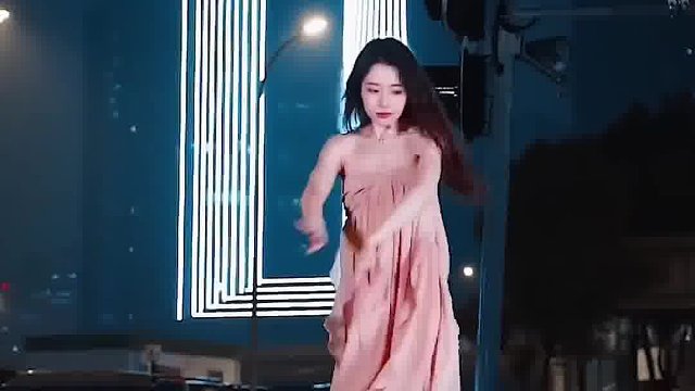 我以为我们可以走到最后 可没走几步你就开始打车了