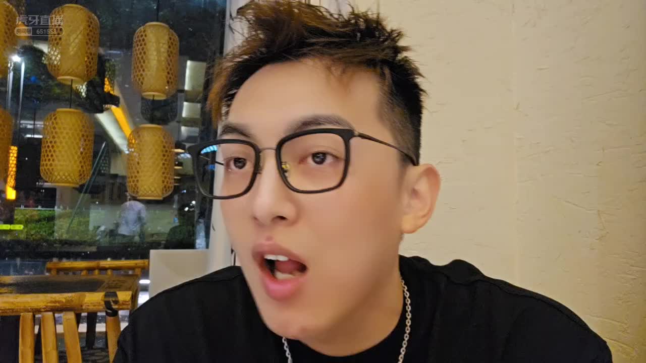 【集梦格子九】直播已经形成肌肉记忆了，没开播的日子很不习惯！