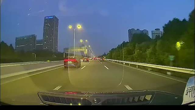 用经济学思维告诉你，为什么无座高铁票不能降价（本季大结局）