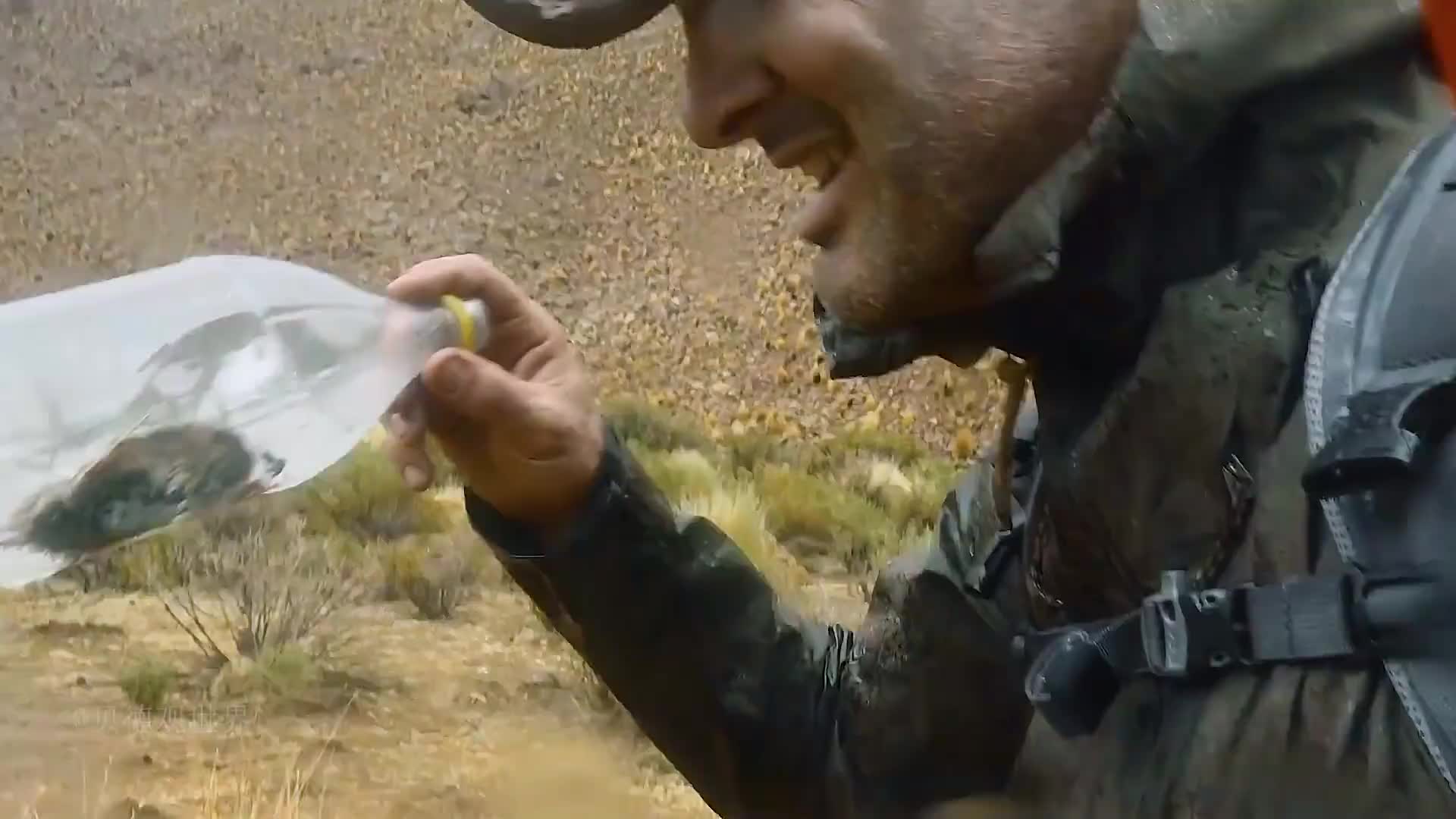 德子玻利维亚荒野求生，居然饿哭了