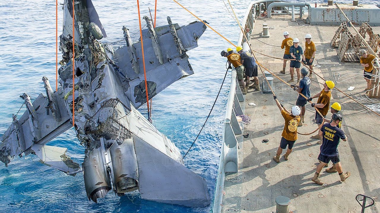 【Fluctus】从海底打捞坠毁美国战斗机的疯狂过程一览 | 机翻中文