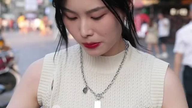 516_逮到一位00后小姐姐，没想到竟然是位铁粉，这就是缘分呀！