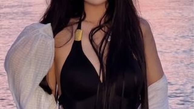 这不得把我兄弟迷得不像样 啊