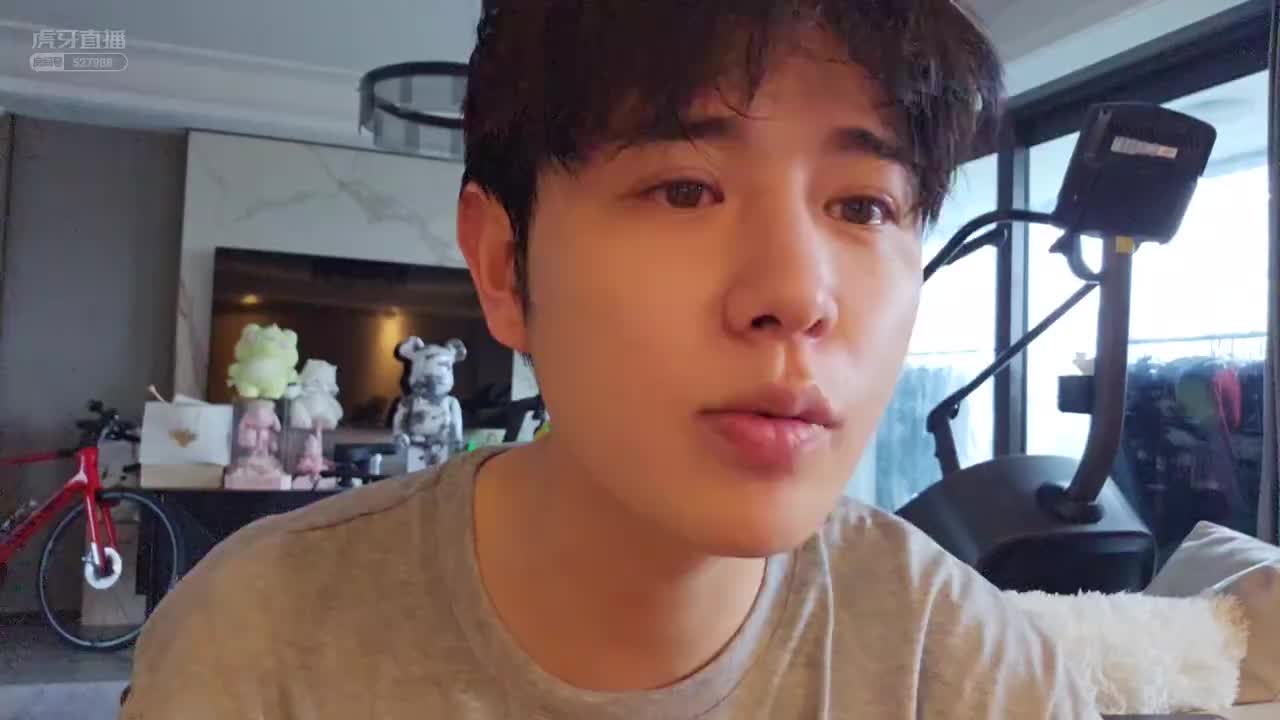 【童锦程】兄弟的姐姐加我没毛病吧，女朋友的话我肯定不加的