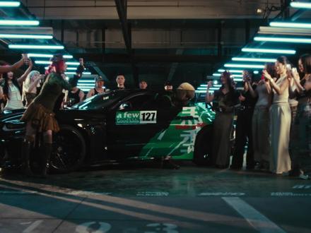 《极品飞车：集结》x 马思唯 公测主题曲7.10上线！ “快跑，等到我来超你，Hit the gas