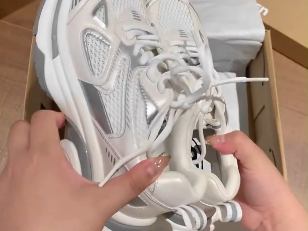 透气轻薄上脚舒服，日常运动也可以穿的鞋子分享~