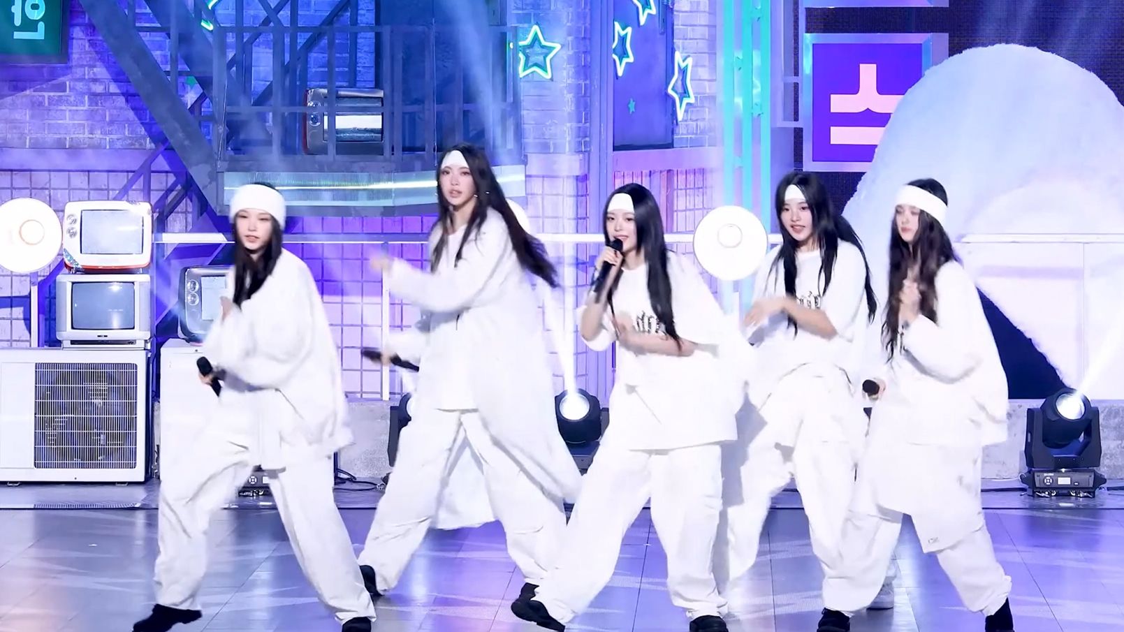 『4K镜面扒舞』NewJeans日专主打Supernatural镜面放大舞台直拍 放大+加亮+替换音