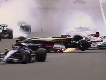 2023 F1方程式 英国银石大奖赛 中国第一位F1 车手 周冠宇发生赛道重大事故，关键时候人字拖真