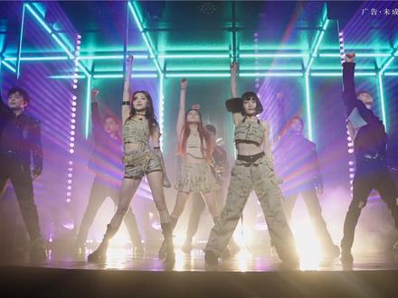 王牌飞行员申请出战，超飒起飞#zeta酒吧 #helicopter #女团 #网红酒吧打卡 #神级现