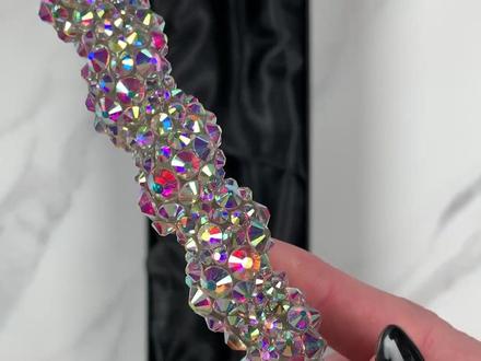 分享外国小姐姐沉浸式打包魔法棒#打包视频 #asmr治愈 #模拟化妆 #助眠解压 #声控解压