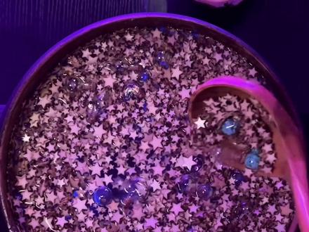 分享外国小姐姐沉浸式asmr#声控解压 #解压 #助眠解压 #打包视频 #极度舒适