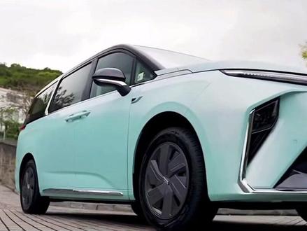 #上汽大通 上交出色成绩单，2024继续上演中国智造新篇章!#上汽大通新能源#大家9#大家7#豪华纯