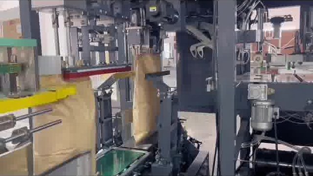 全自动25公斤颗粒包装机也称为给袋式颗粒包装机