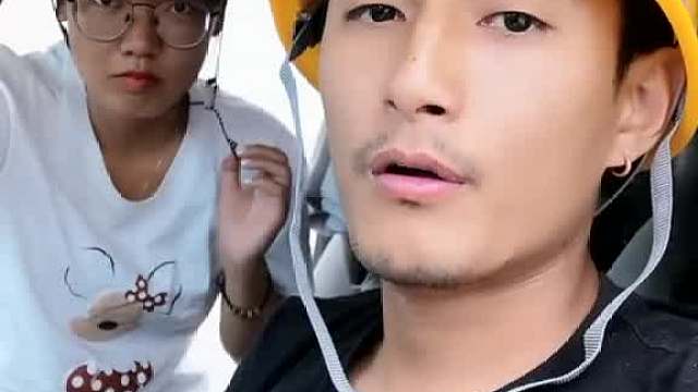 马上准备去西藏了，先整个安全帽带着，以防外一呀！#浪计划(1)