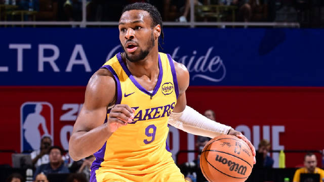 【 集锦】发挥亮眼！ ，布朗尼首发出战24分钟，全场11投5中三分球5中2，贡献12分1篮板1抢断。