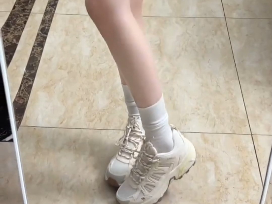 爱买鞋子的同学们有福了 | 各种潮鞋低价任选