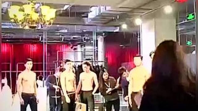 下载《西瓜视频》，免费观看精彩后续/精彩海量免费短剧免费看！ #因为一个片段看了整部剧