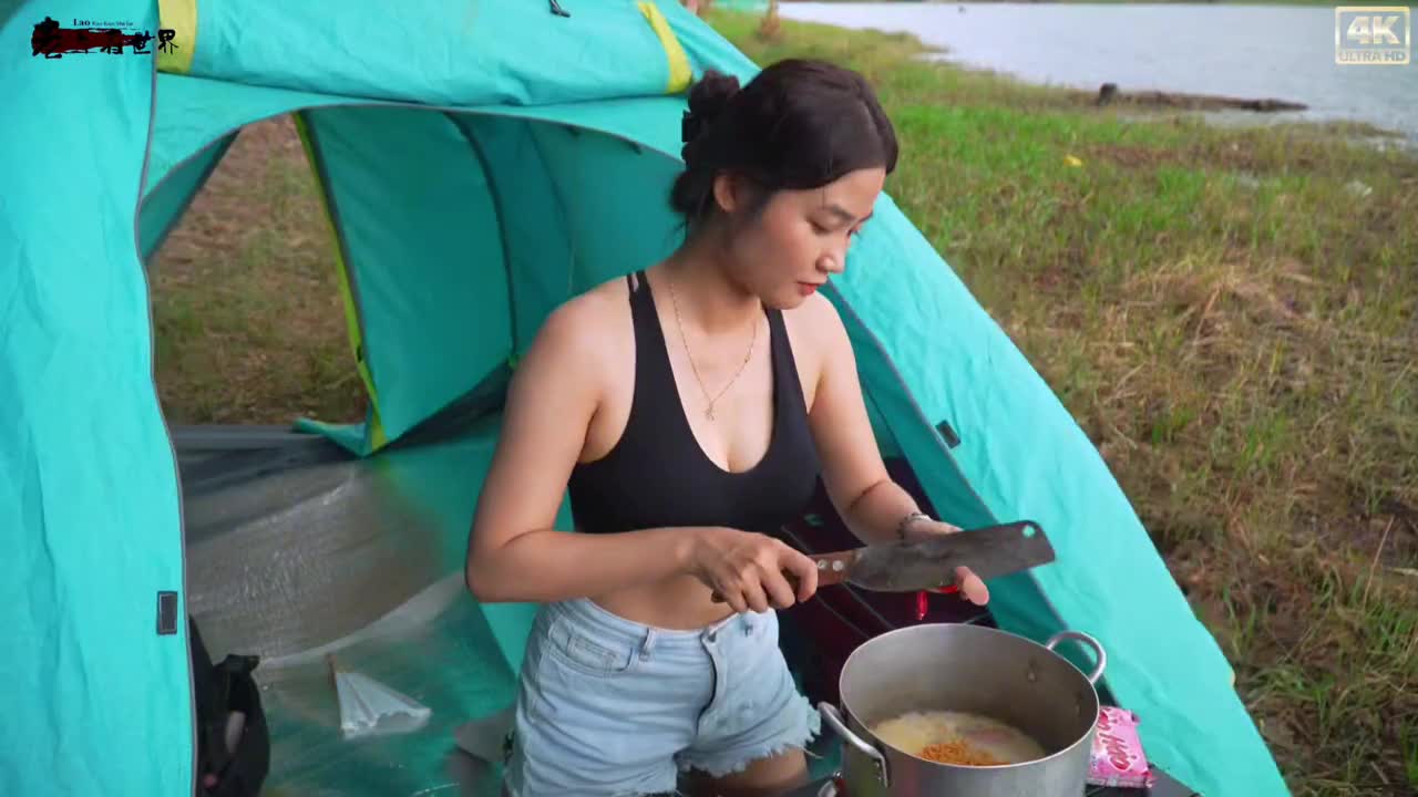 #上热门 #野外生活纪录片 #丛林求生纪录片 #大山深处自然美山清水秀好风光 #感受大自然的气息和美