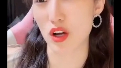 【曲曲】高级凡尔赛：31岁女性打算回国创业被曲妈疯狂劝退，最后一分钟得知姐姐的男友竟是富豪？？