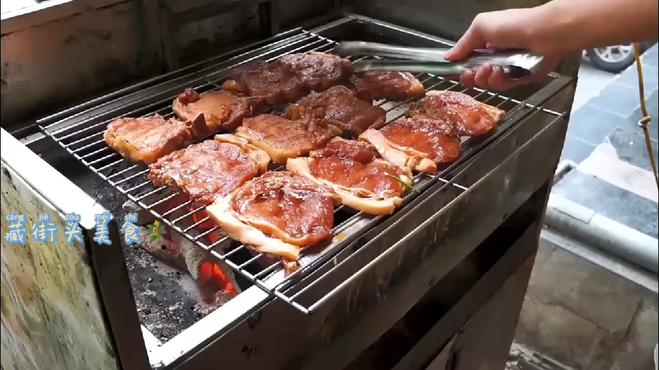 寻找宝藏街头美食重庆街头的酸辣粉，酸酸辣辣的很过瘾～ -5