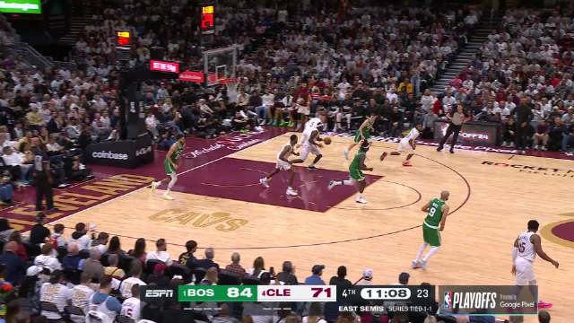 Woj：2021届探花秀埃文-莫布里和骑士达成5年2.24亿美元的顶薪提前续约合同，最高可以达到2.