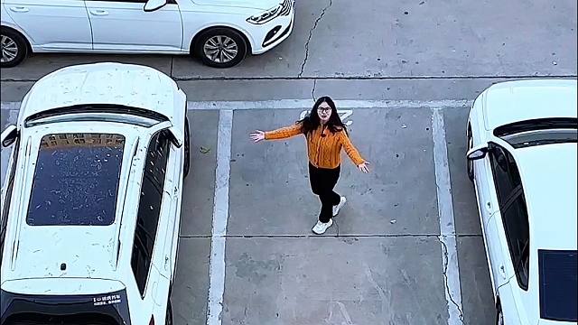 倒车入库停不进去？记住3句话，让你停车一把进！