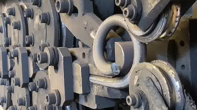 在绝对力量面前，钢筋也不过是像面条子一样么