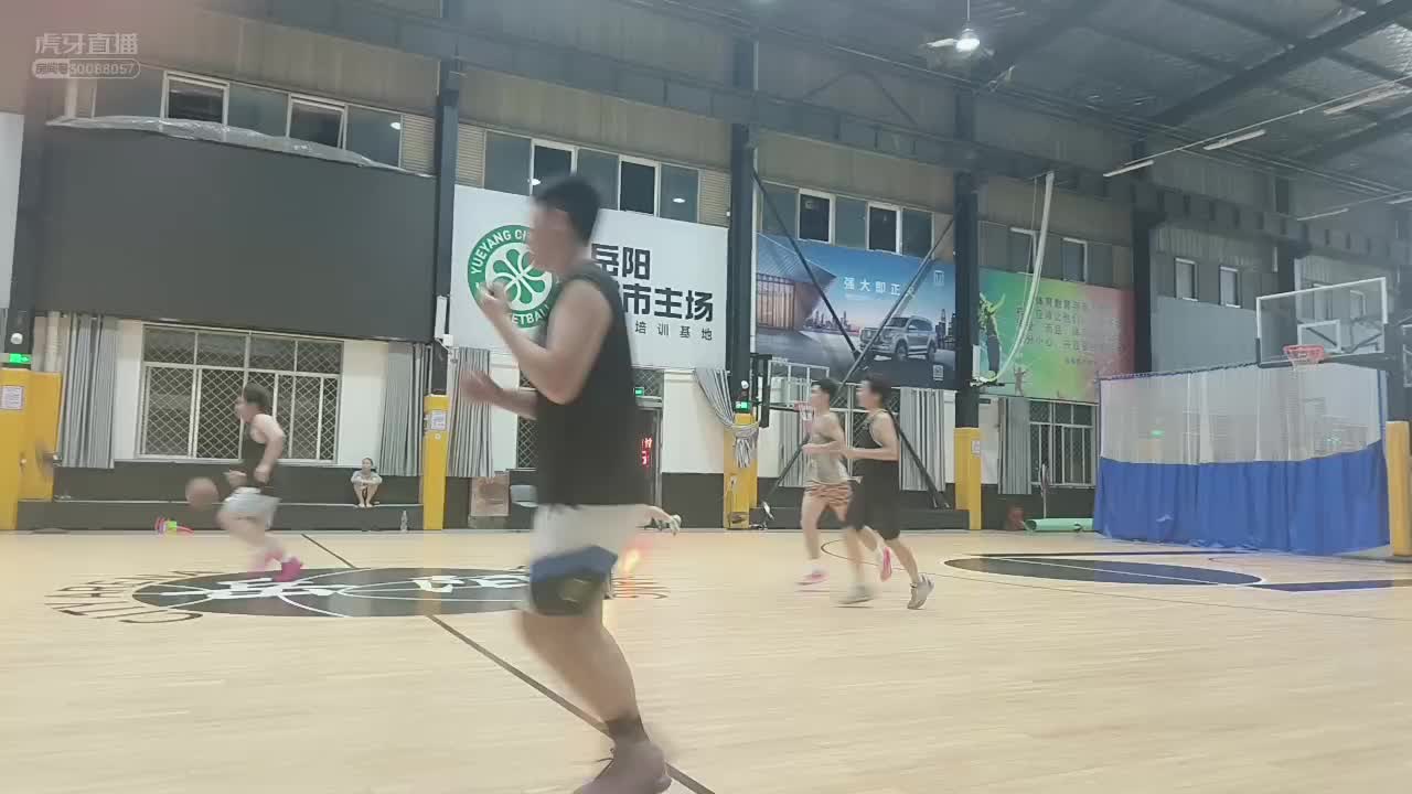 欢迎来到newmasus123的直播间片段6