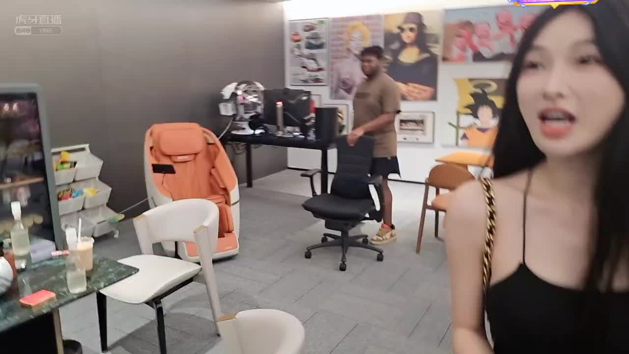 宝儿竟在大家面前叫我老公？